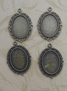 Vintage Pendants C 1